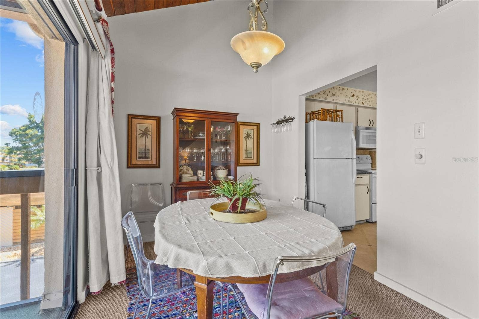 3033 WILLOW GREEN, #10, Sarasota, FL 34235 3033 WILLOW GREEN, #10, Sarasota, FL 34235