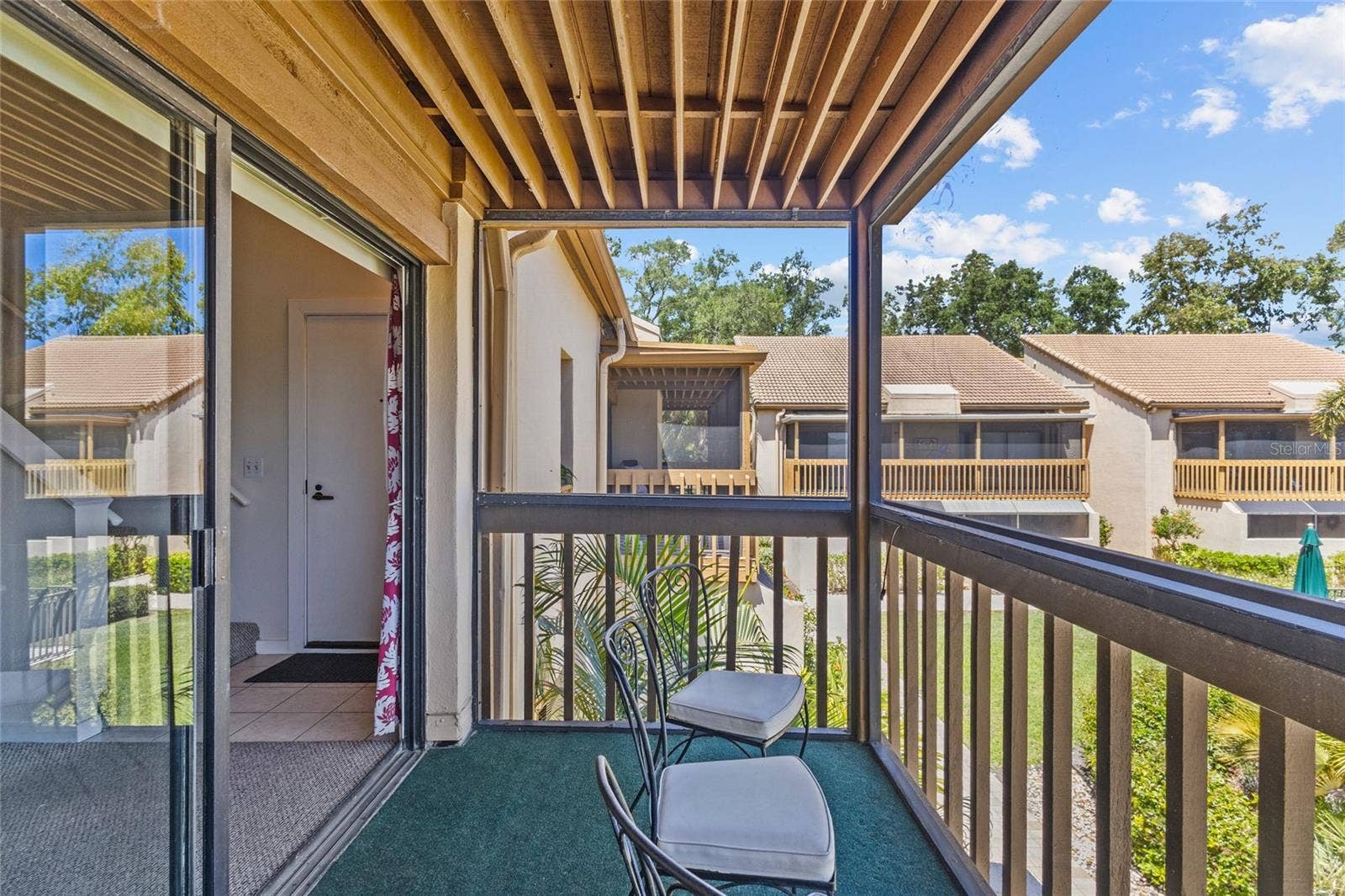 3033 WILLOW GREEN, #10, Sarasota, FL 34235 3033 WILLOW GREEN, #10, Sarasota, FL 34235