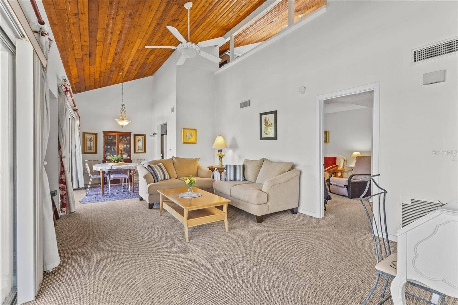 3033 WILLOW GREEN, #10, Sarasota, FL 34235 3033 WILLOW GREEN, #10, Sarasota, FL 34235