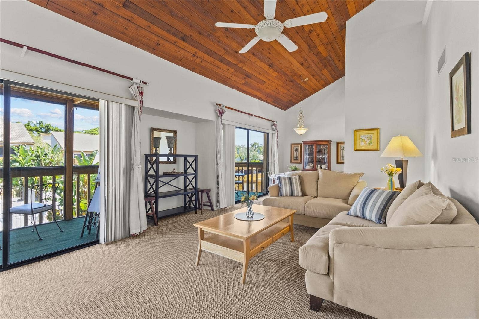 3033 WILLOW GREEN, #10, Sarasota, FL 34235 3033 WILLOW GREEN, #10, Sarasota, FL 34235