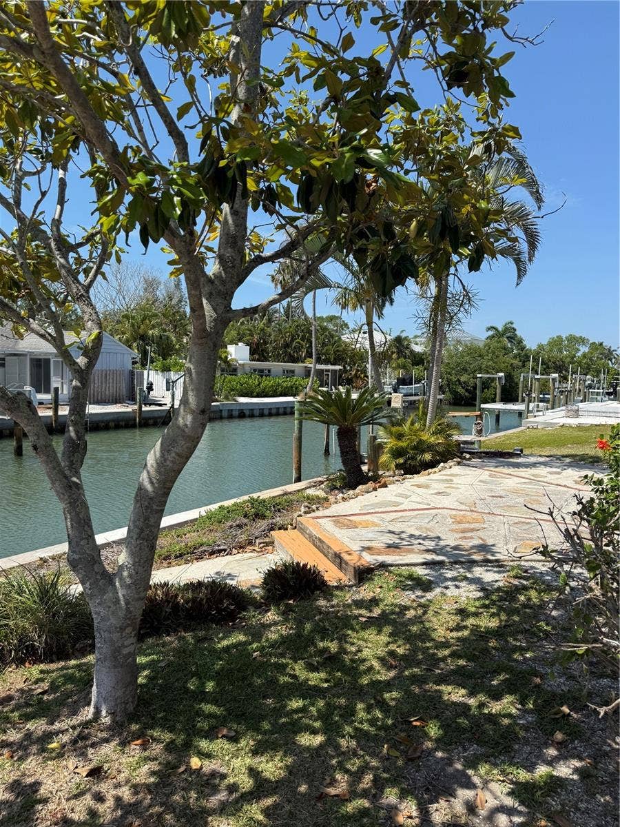 Property photo for 541 DE NARVAEZ DRIVE, Longboat Key, FL