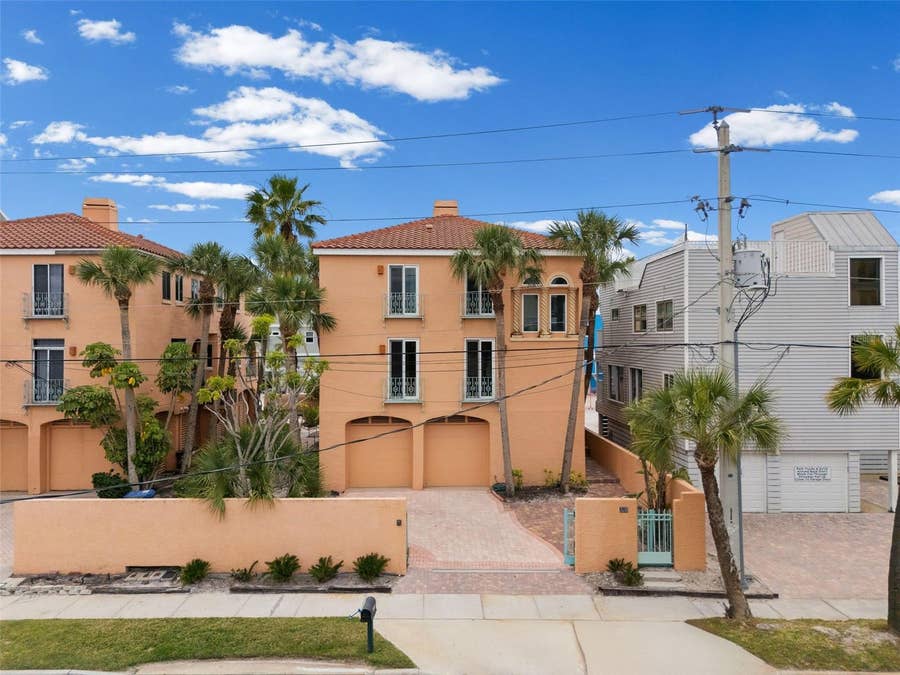 Property photo for 306 BEACH ROAD, #306, Sarasota, FL