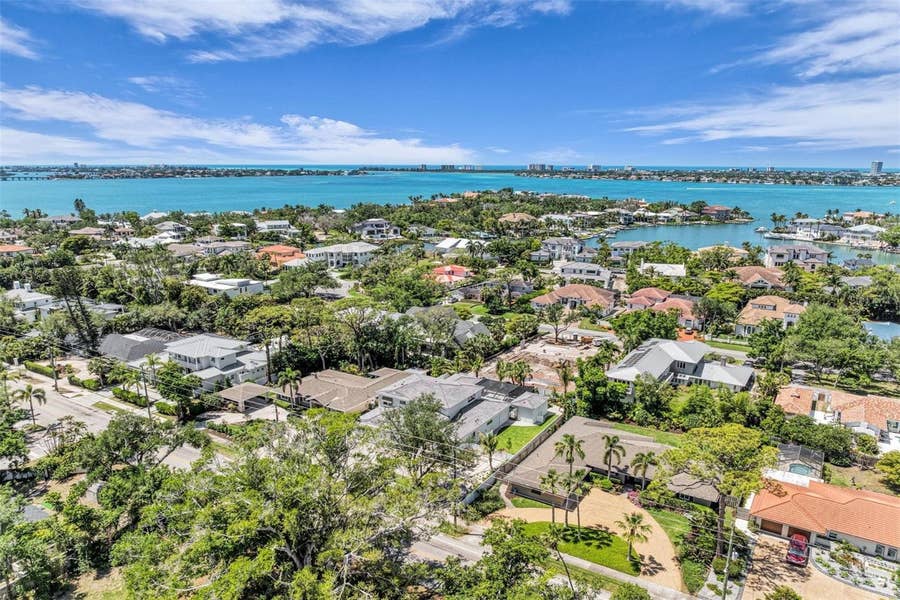 Property photo for 1395 HARBOR DRIVE, Sarasota, FL
