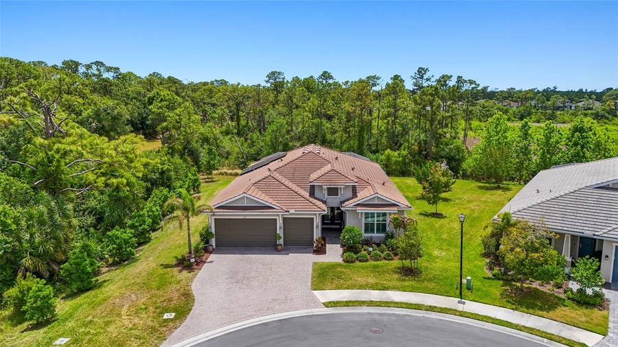 Property photo for 617 MISTIFLOWER CIRCLE, Nokomis, FL