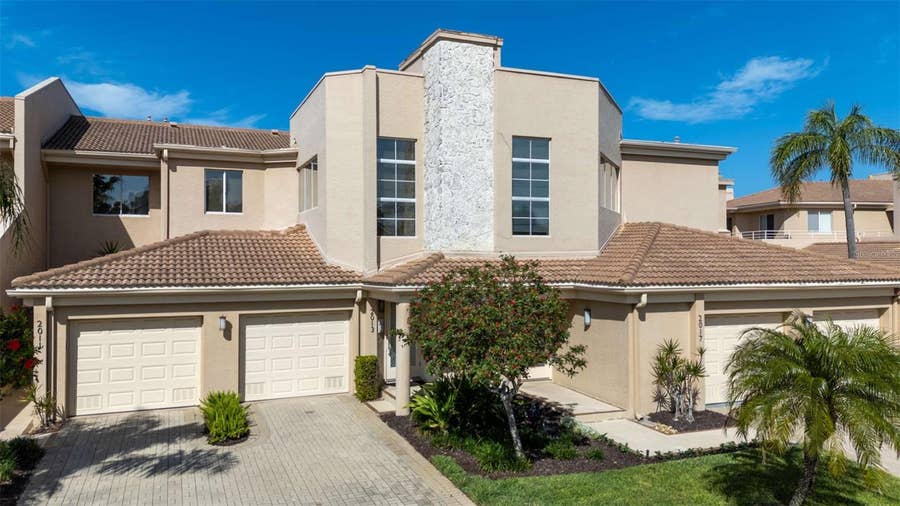 Property photo for 2013 HARBOUR LINKS DRIVE, #2013, Longboat Key, FL