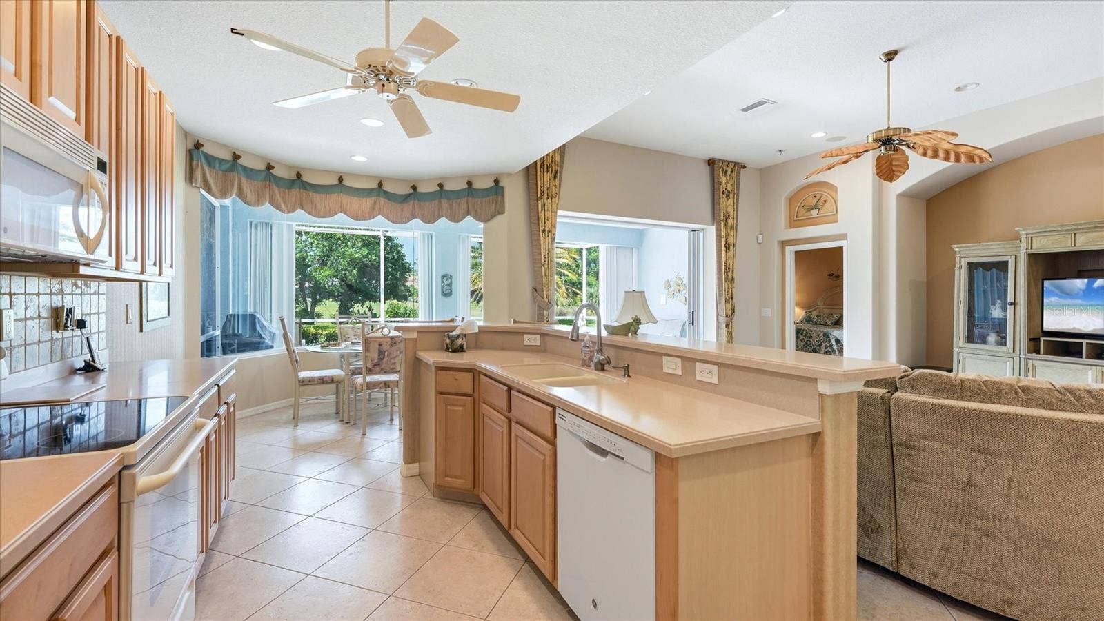 5704 WHITE JASMINE WAY, North Port, FL 34287 5704 WHITE JASMINE WAY, North Port, FL 34287