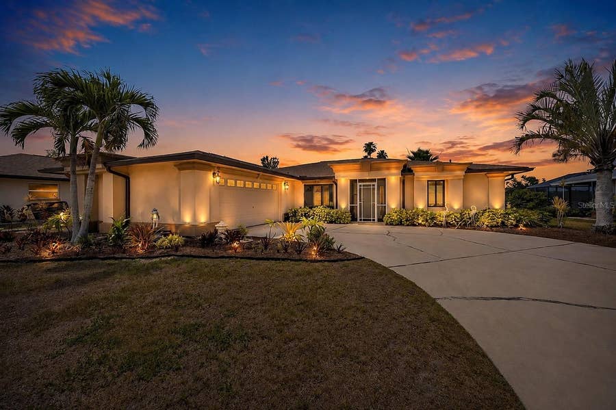 Property photo for 816 S GONDOLA DRIVE, Venice, FL