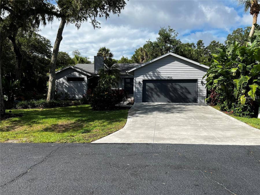 Property photo for 4594 TRAILS DRIVE, Sarasota, FL