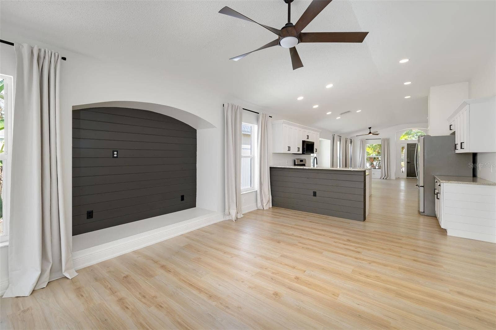 6226 BLUEFLOWER COURT, Lakewood Ranch, FL 34202 6226 BLUEFLOWER COURT, Lakewood Ranch, FL 34202