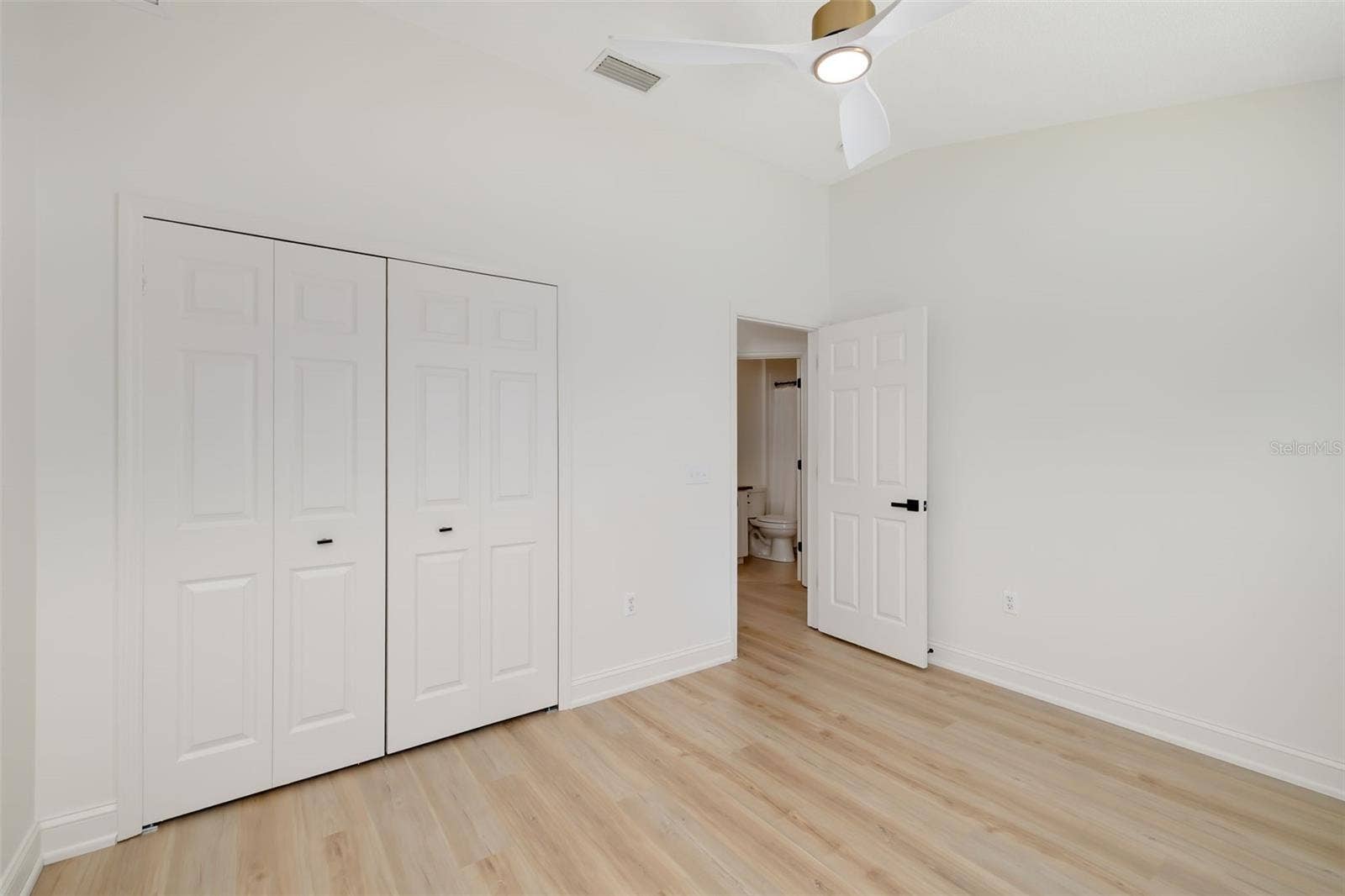 6226 BLUEFLOWER COURT, Lakewood Ranch, FL 34202 6226 BLUEFLOWER COURT, Lakewood Ranch, FL 34202