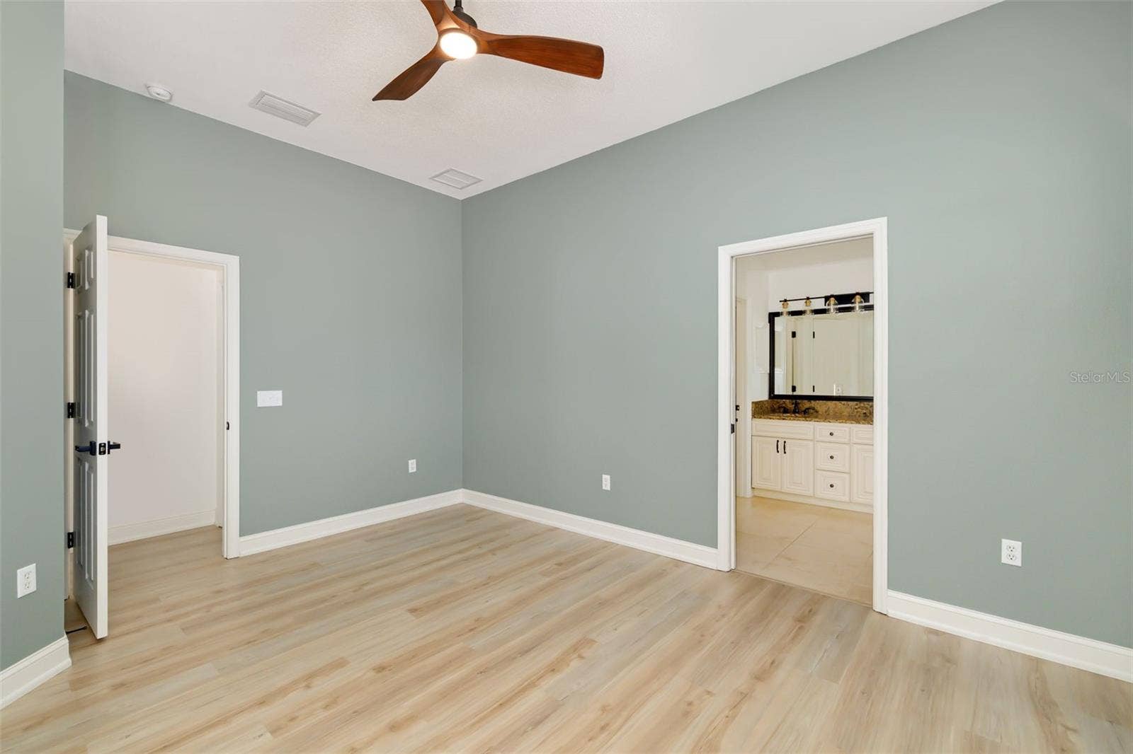 6226 BLUEFLOWER COURT, Lakewood Ranch, FL 34202 6226 BLUEFLOWER COURT, Lakewood Ranch, FL 34202