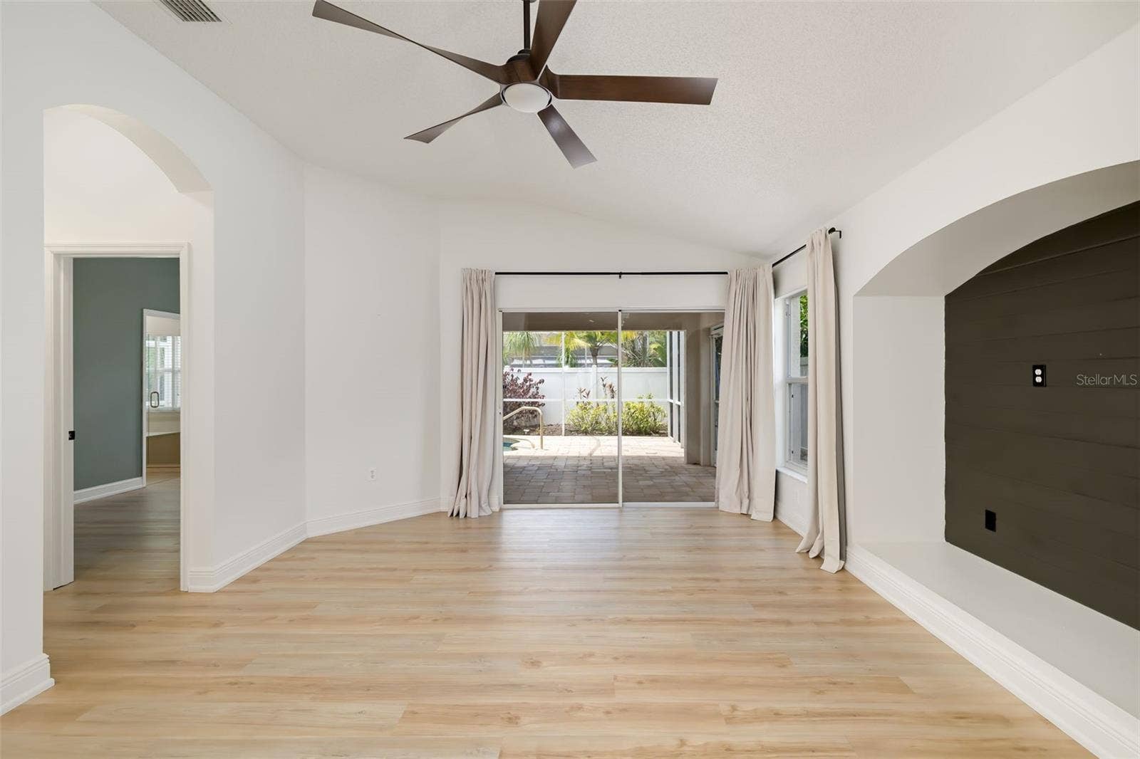 6226 BLUEFLOWER COURT, Lakewood Ranch, FL 34202 6226 BLUEFLOWER COURT, Lakewood Ranch, FL 34202