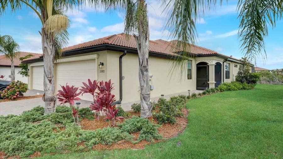 Property photo for 23972 SKYFLOWER COURT, Venice, FL