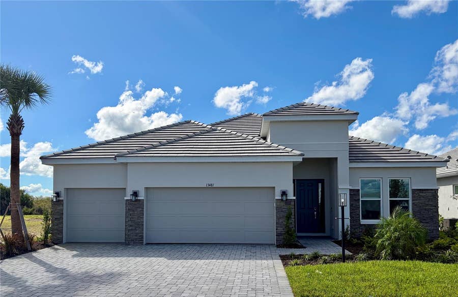 Property photo for 13481 MANAROLA WAY, Englewood, FL