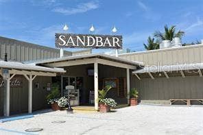 2723 60TH AVENUE DRIVE W, #2723, Bradenton, FL 34207 Local beach side restaurants.