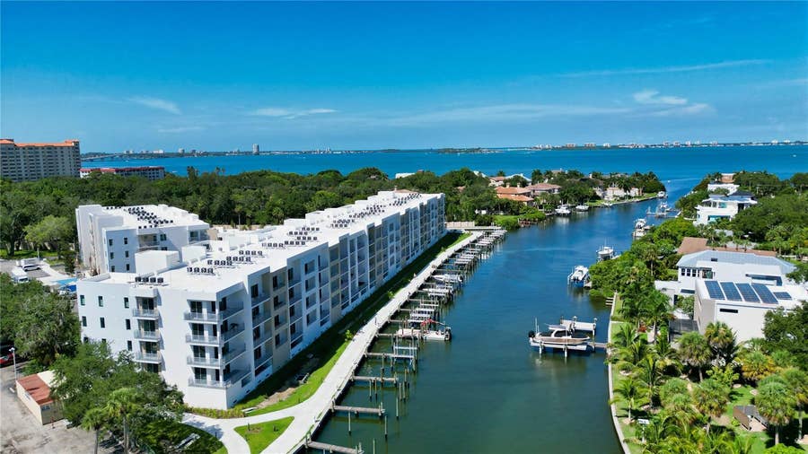 Property photo for 1709 N TAMIAMI TRAIL, #221, Sarasota, FL