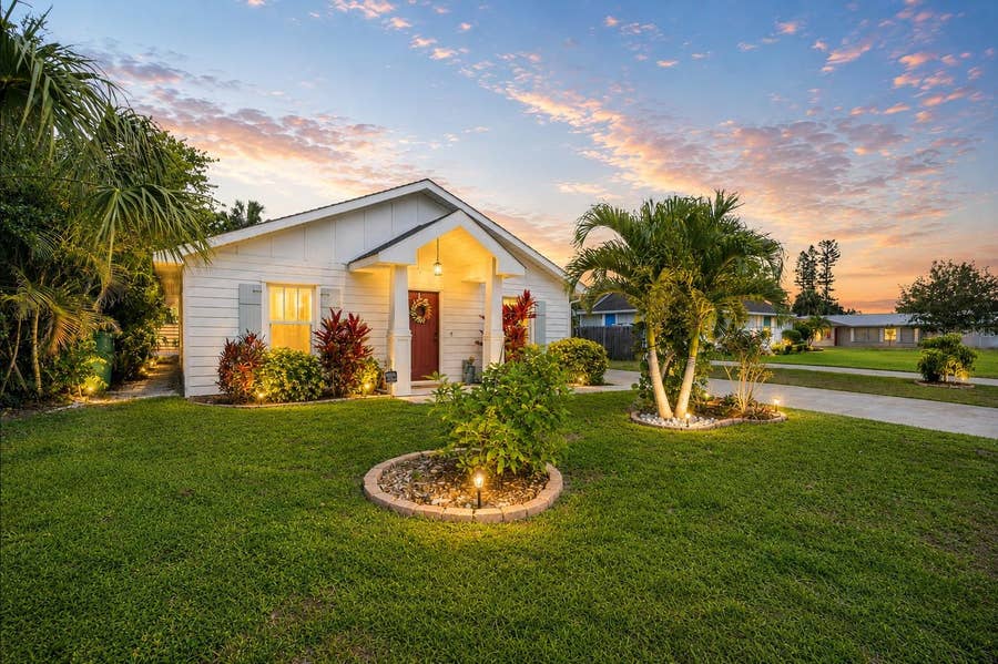 Property photo for 606 19TH AVENUE W, Palmetto, FL