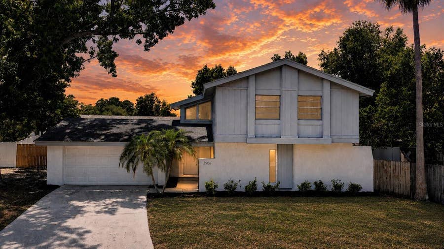 Property photo for 3906 BLOOMING HILL LANE, Palm Harbor, FL