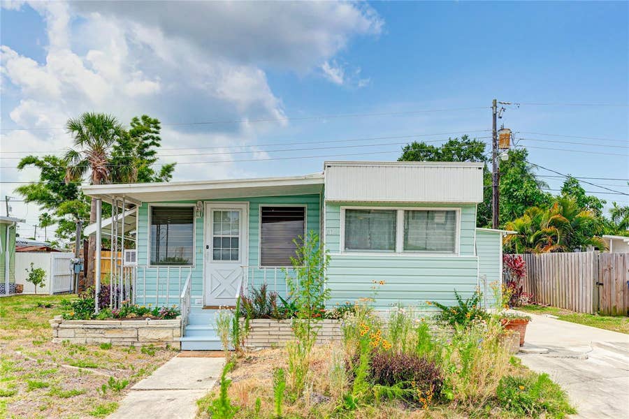 Property photo for 604 49TH AVENUE DRIVE W, Bradenton, FL