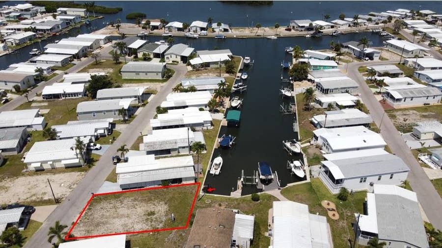 Property photo for 292 NASSAU DRIVE, Palmetto, FL
