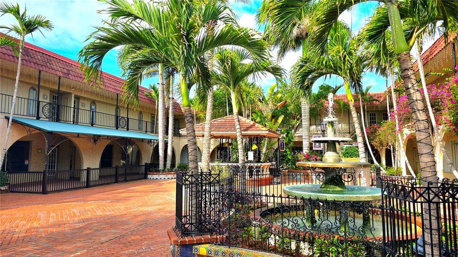Property photo for 530 US-41-BYP, #20-21A, Venice, FL