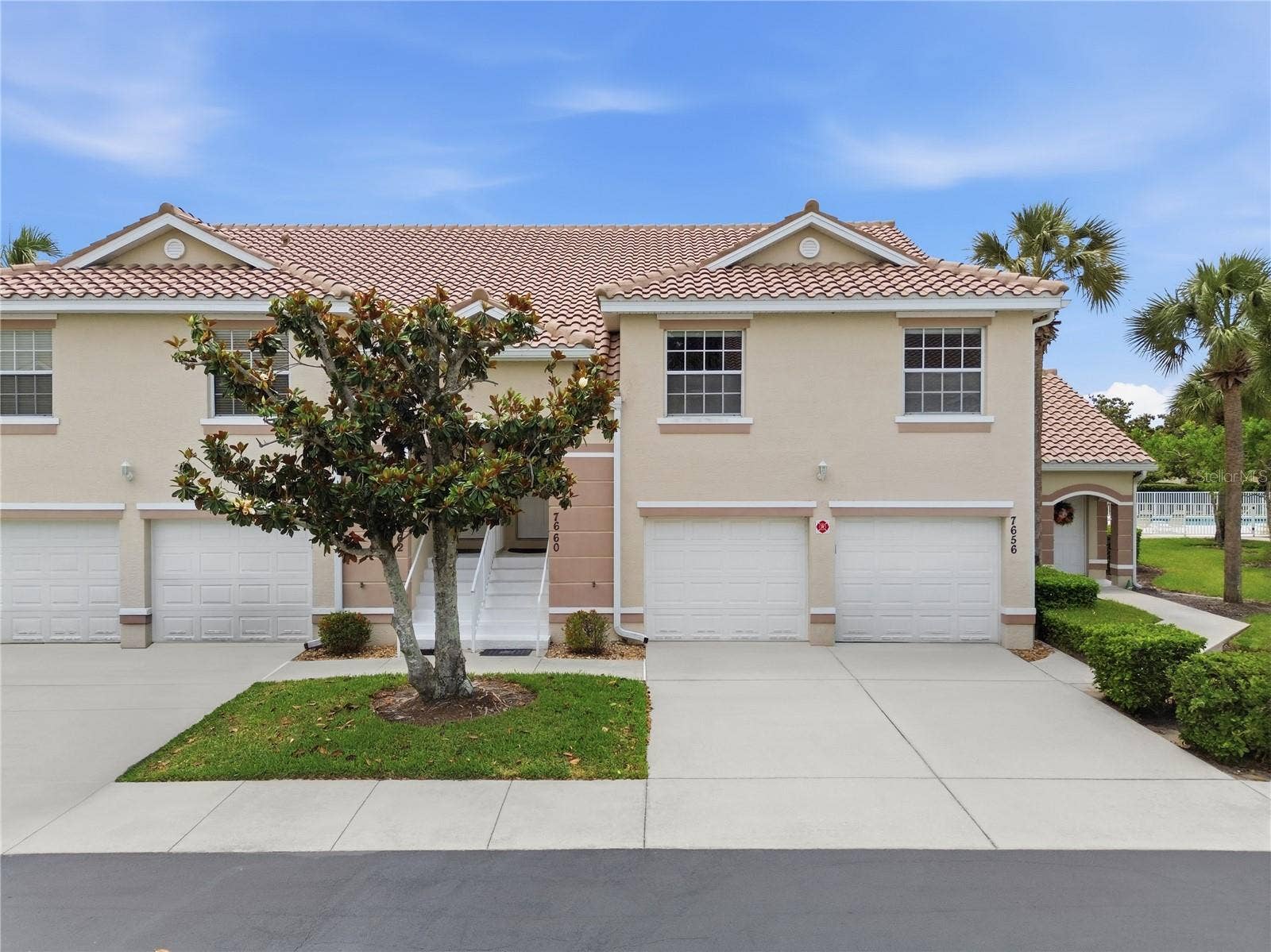 7660 SWEETBAY CIRCLE, Bradenton, FL 34203 7660 SWEETBAY CIRCLE, Bradenton, FL 34203