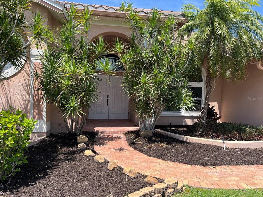 Property photo for 4221 HEARTHSTONE DRIVE, Sarasota, FL