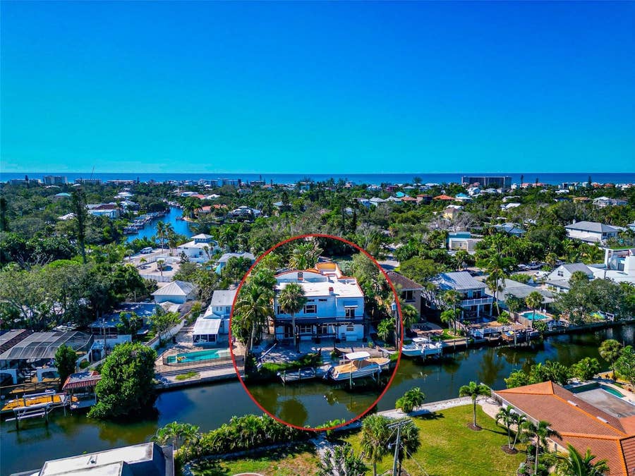 Property photo for 681 AVENIDA DE MAYO, Sarasota, FL