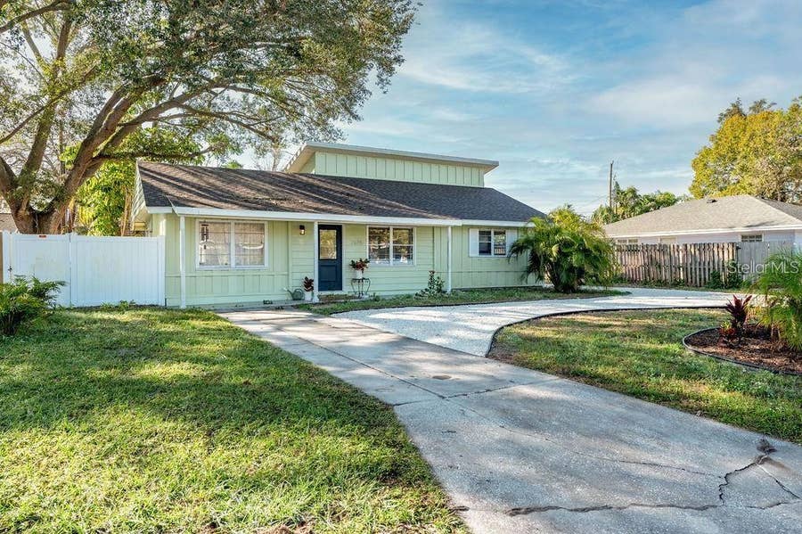Property photo for 2676 MARTIN STREET, Sarasota, FL