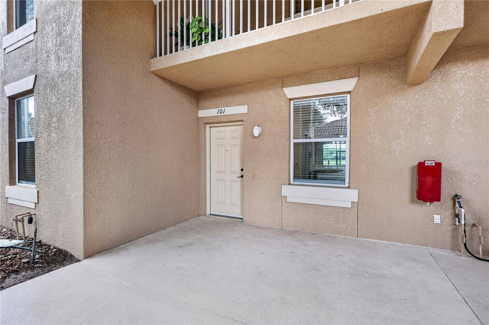 915 FAIRWAYCOVE LANE, #101, Bradenton, FL 34212