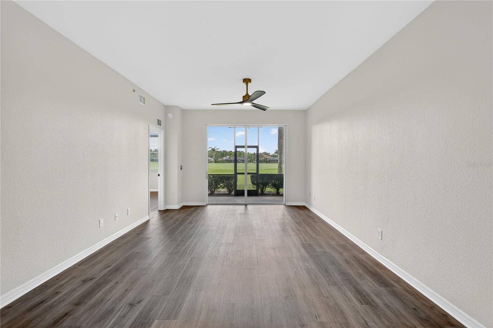 915 FAIRWAYCOVE LANE, #101, Bradenton, FL 34212