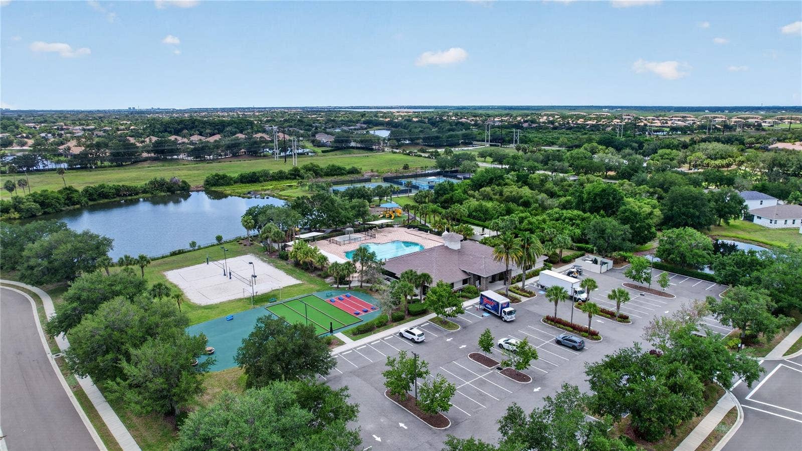 915 FAIRWAYCOVE LANE, #101, Bradenton, FL 34212