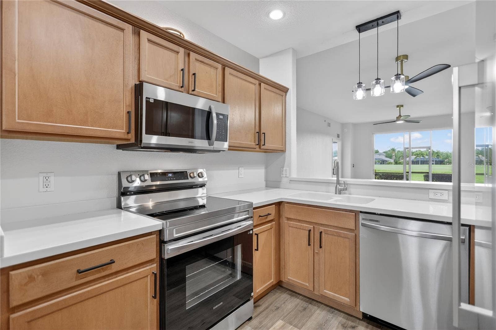 915 FAIRWAYCOVE LANE, #101, Bradenton, FL 34212