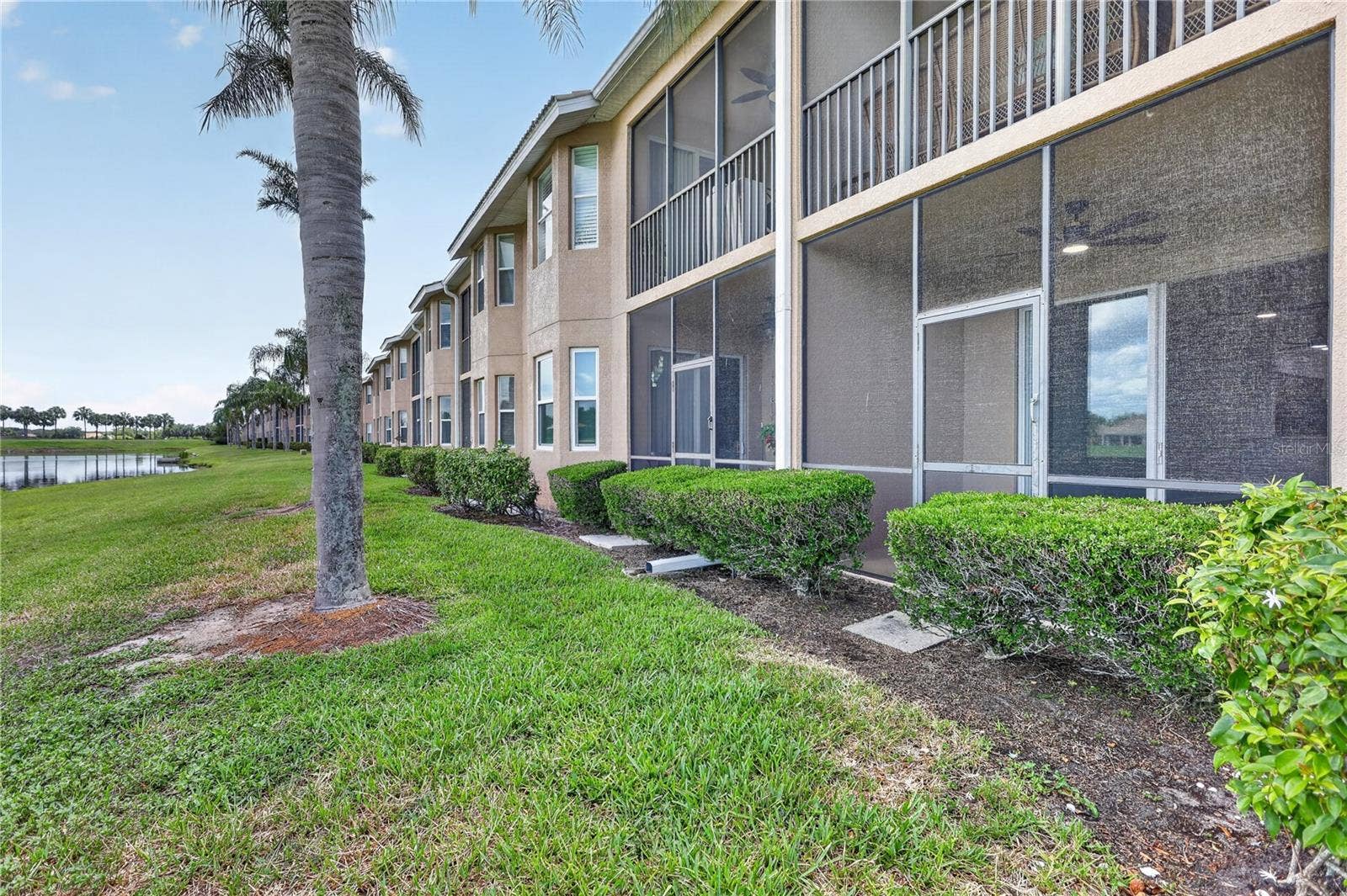 915 FAIRWAYCOVE LANE, #101, Bradenton, FL 34212