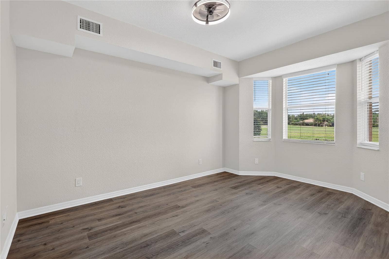 915 FAIRWAYCOVE LANE, #101, Bradenton, FL 34212