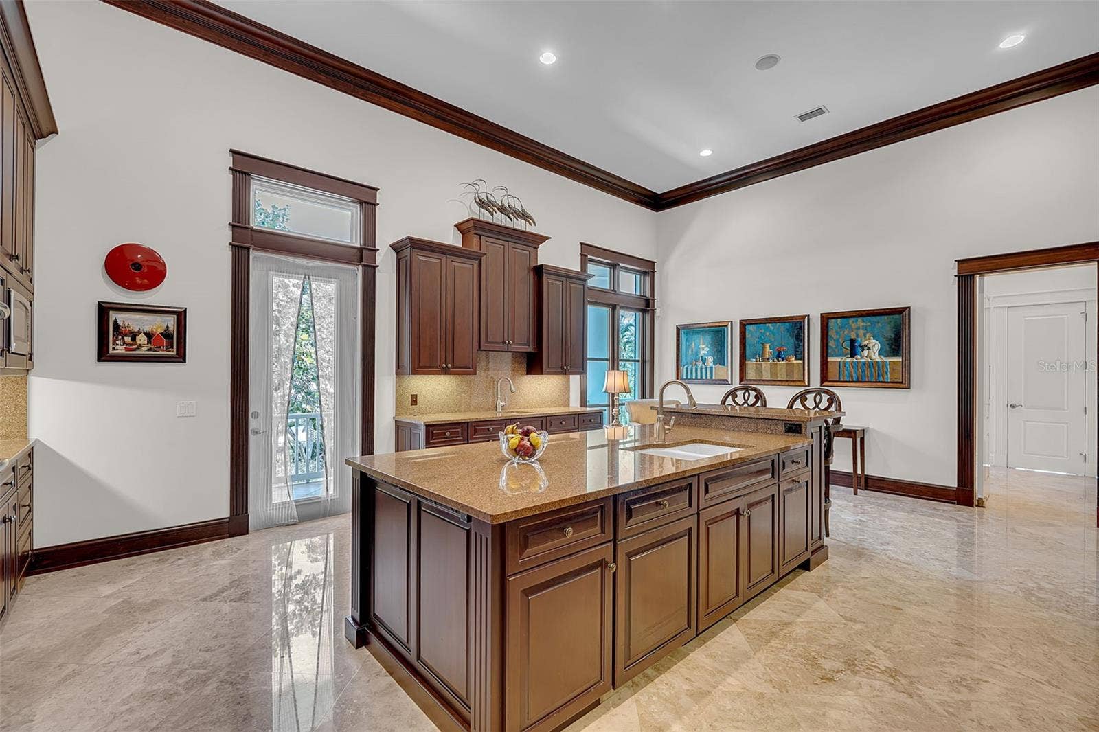8132 SANDERLING ROAD, Sarasota, FL 34242 8132 SANDERLING ROAD, Sarasota, FL 34242