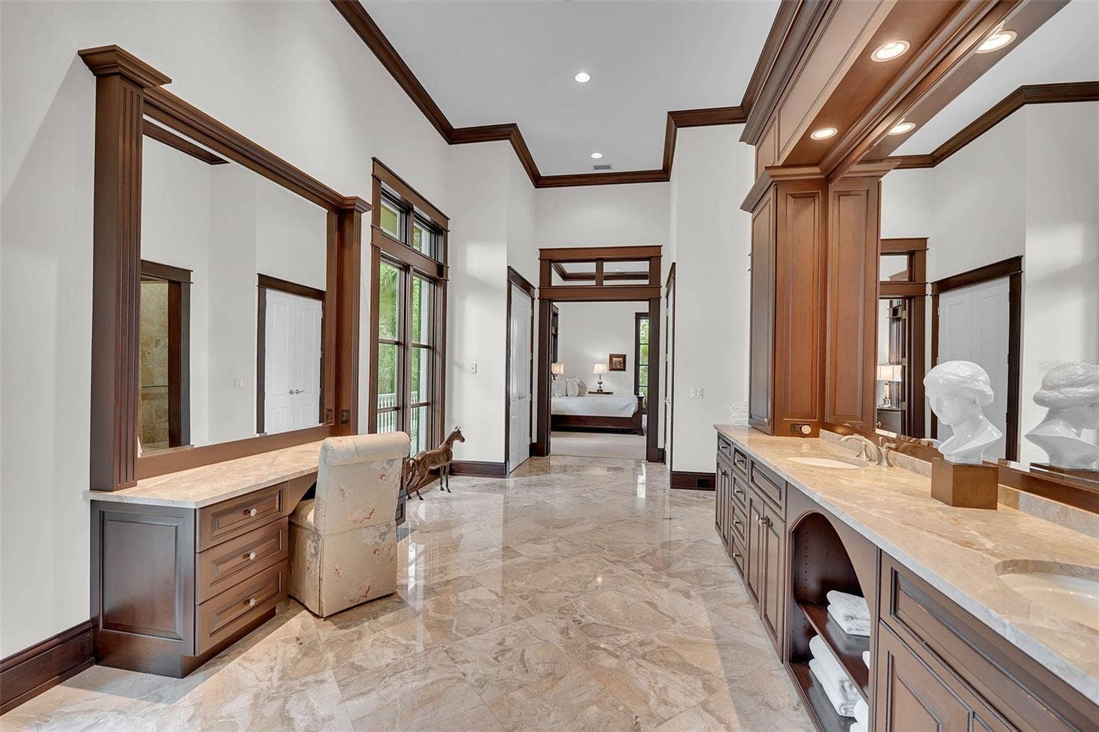 8132 SANDERLING ROAD, Sarasota, FL 34242 PRIMARY BATH