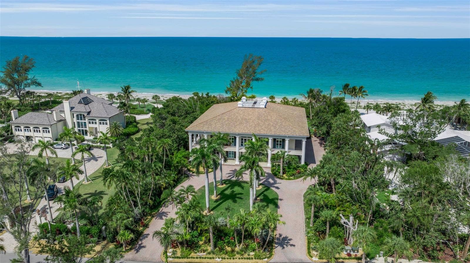8132 SANDERLING ROAD, Sarasota, FL 34242 8132 SANDERLING ROAD, Sarasota, FL 34242