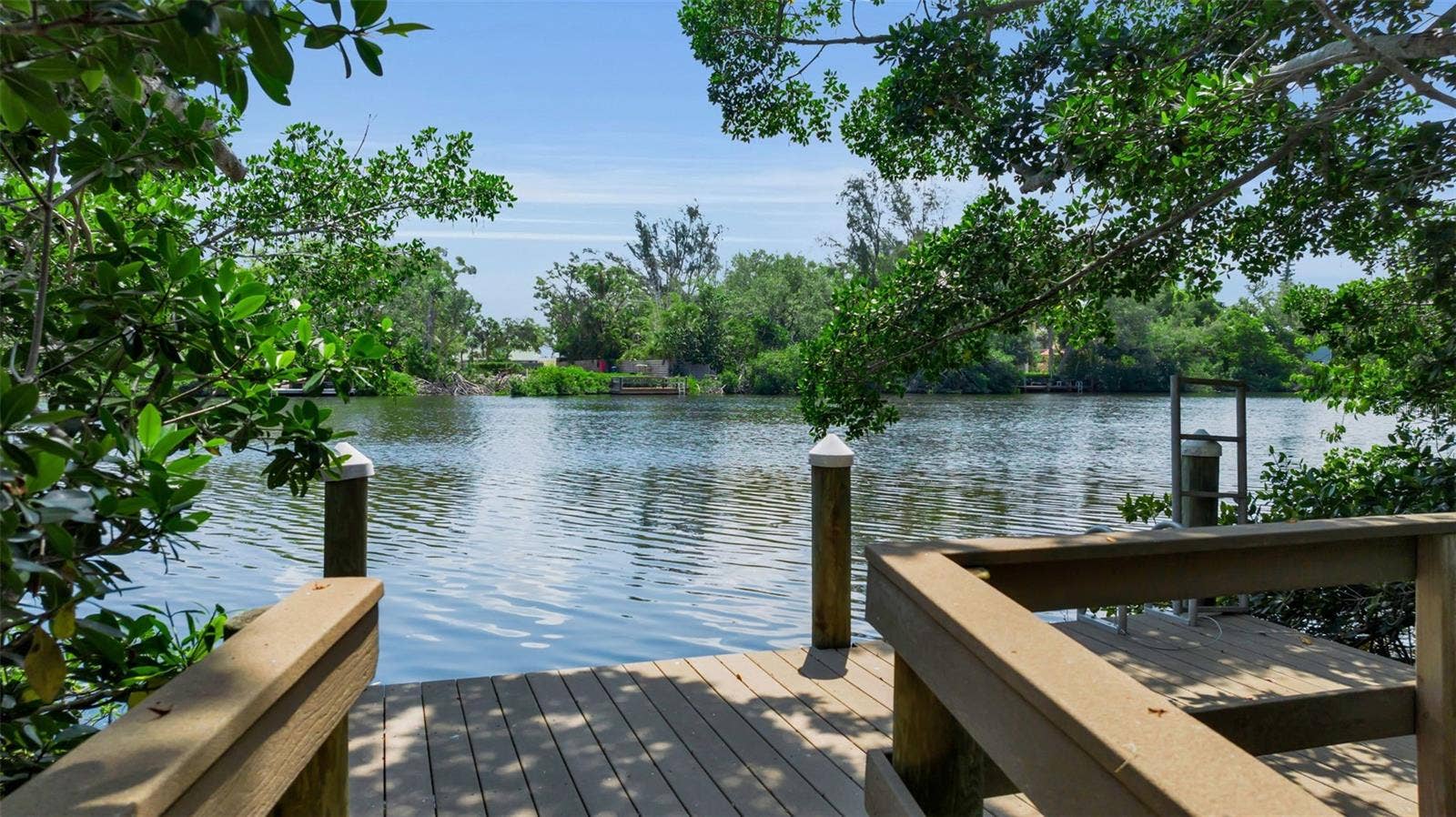 8132 SANDERLING ROAD, Sarasota, FL 34242 LAGOON DOCK