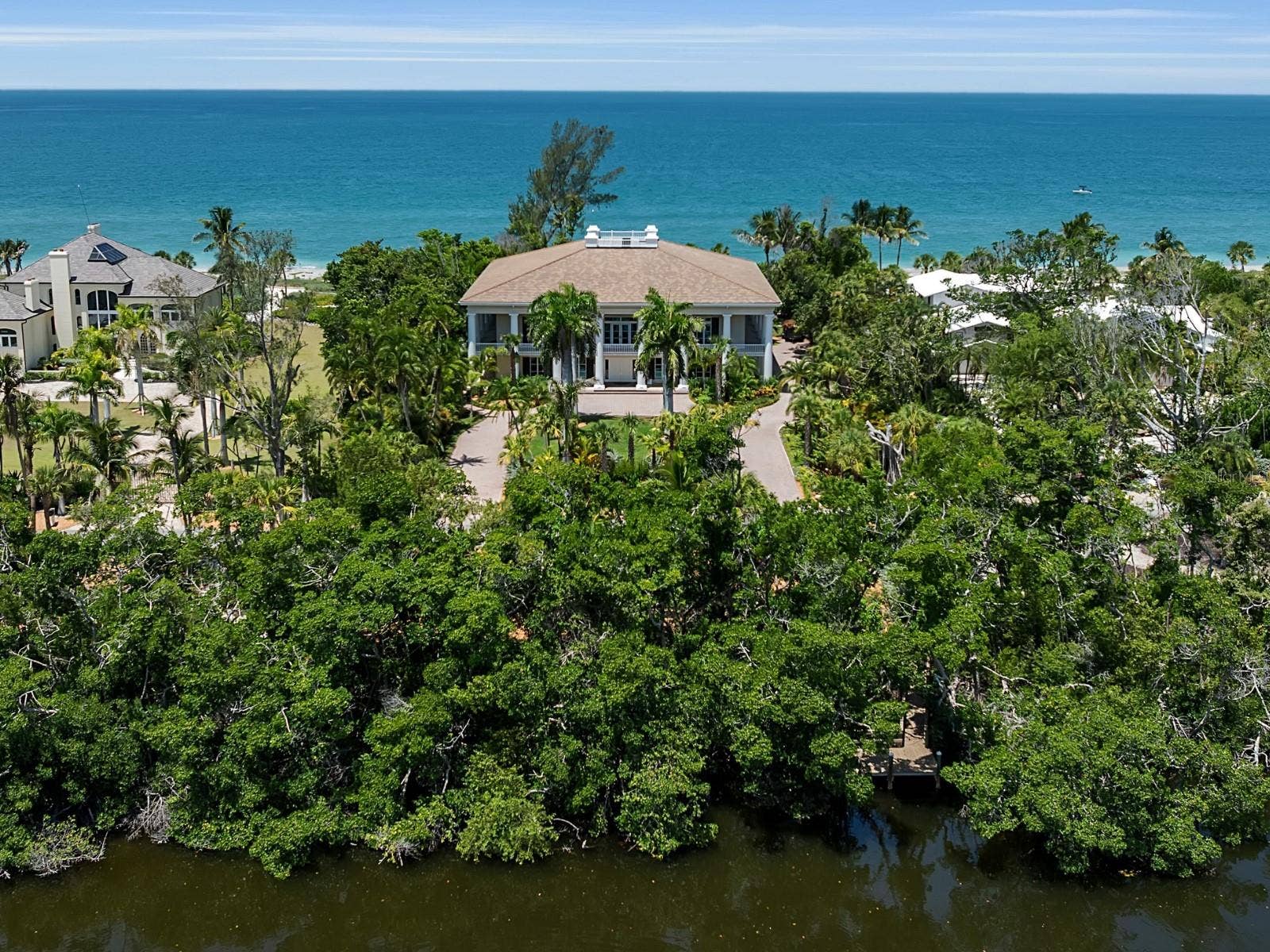 8132 SANDERLING ROAD, Sarasota, FL 34242 8132 SANDERLING ROAD, Sarasota, FL 34242