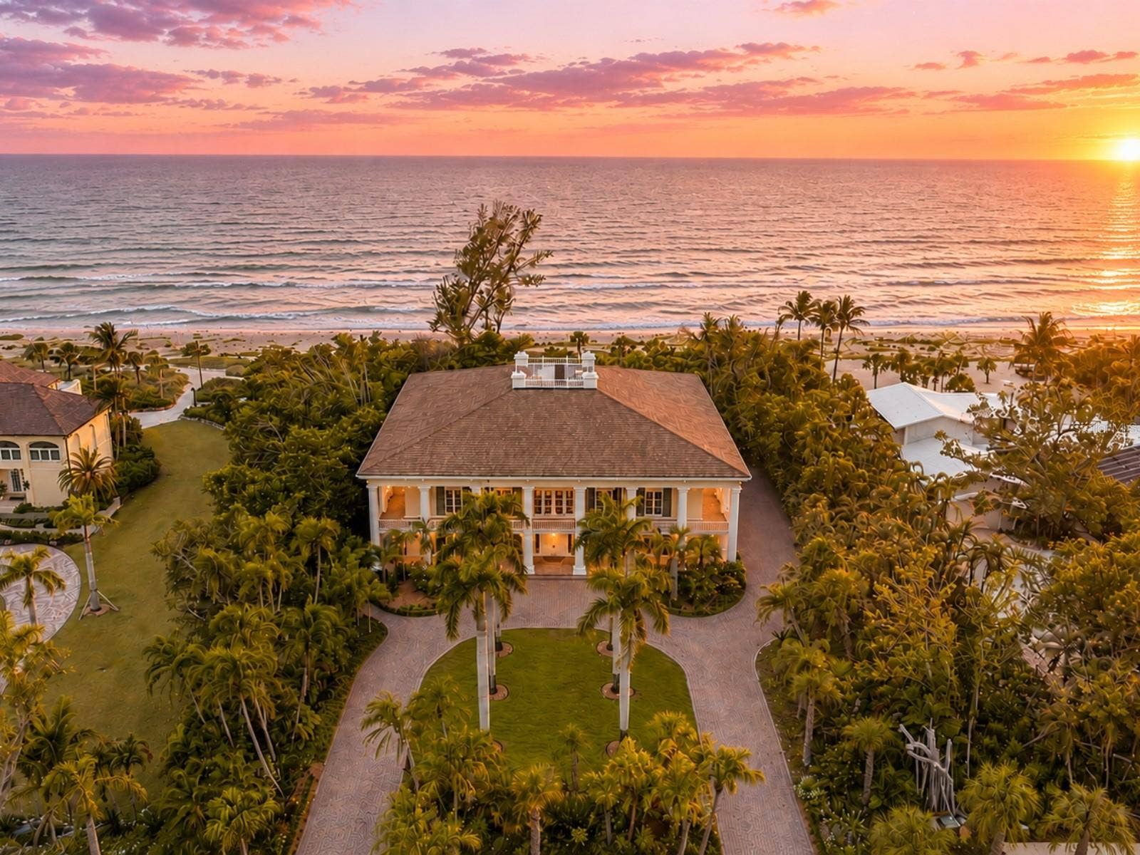 8132 SANDERLING ROAD, Sarasota, FL 34242 8132 SANDERLING ROAD, Sarasota, FL 34242