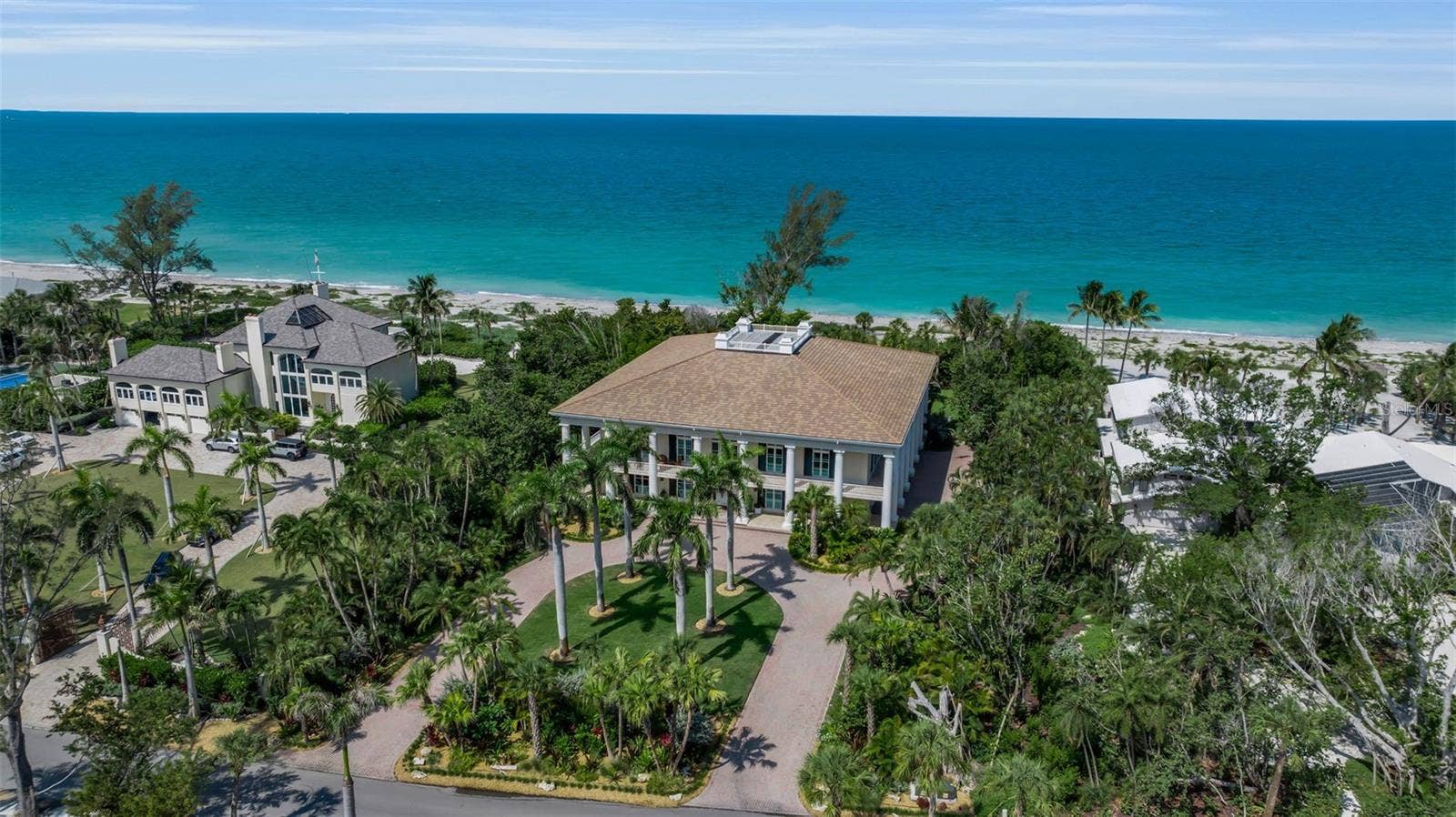 8132 SANDERLING ROAD, Sarasota, FL 34242 8132 SANDERLING ROAD, Sarasota, FL 34242