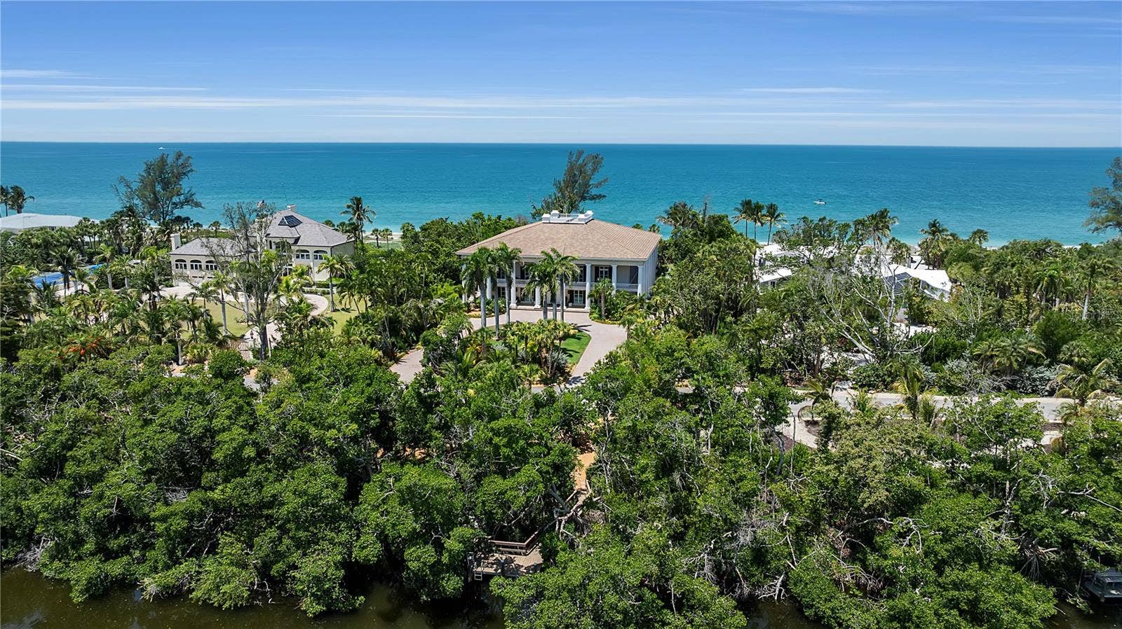 8132 SANDERLING ROAD, Sarasota, FL 34242 8132 SANDERLING ROAD, Sarasota, FL 34242