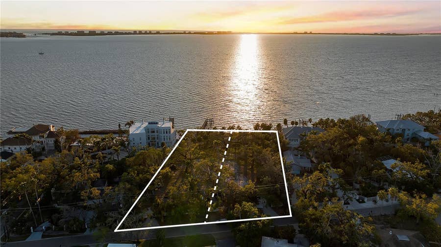 Property photo for 2046 ALAMEDA AVENUE, Sarasota, FL