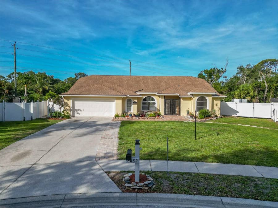 Property photo for 8432 PALM LAKES COURT, Sarasota, FL