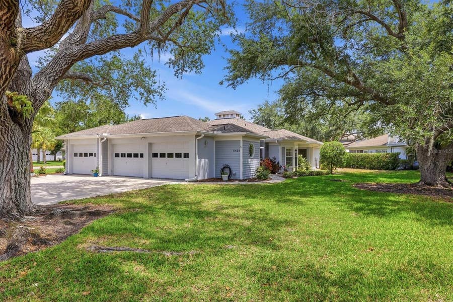 Property photo for 6420 CARRINGTON CIRCLE, #35, Sarasota, FL