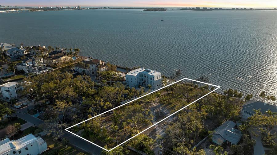 Property photo for 2043 ALAMEDA AVENUE, Sarasota, FL