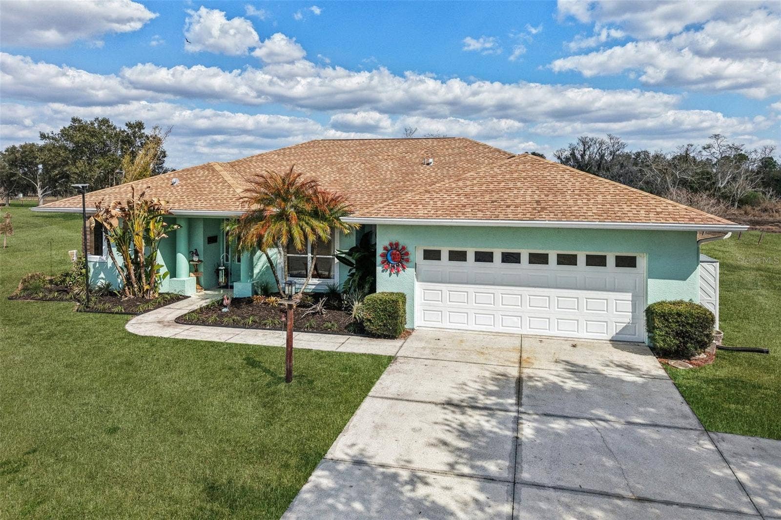 803 BEL AIR STAR PARKWAY, Sarasota, FL 34240 803 BEL AIR STAR PARKWAY, Sarasota, FL 34240