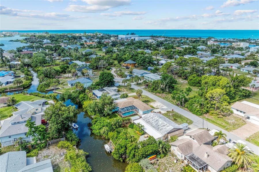 Property photo for 312 WINFIELD WAY, Nokomis, FL