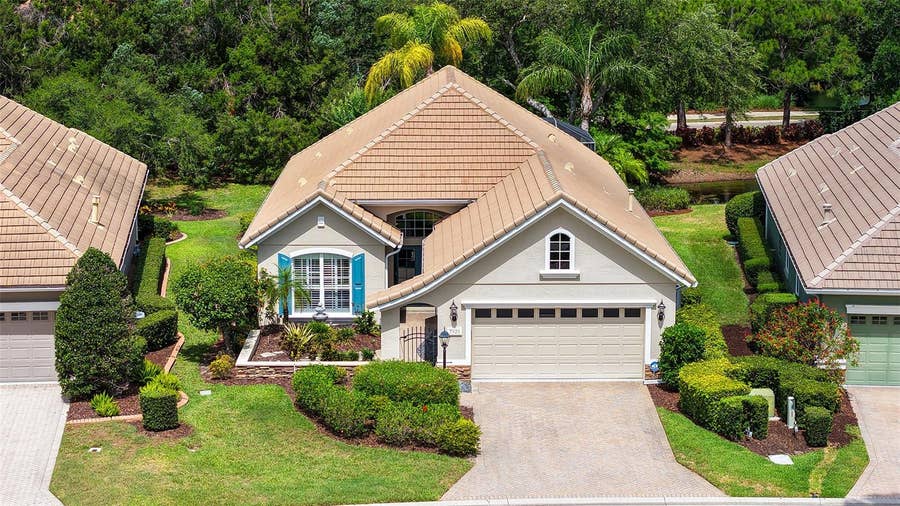 Property photo for 7928 SUNTREE GLEN, Bradenton, FL